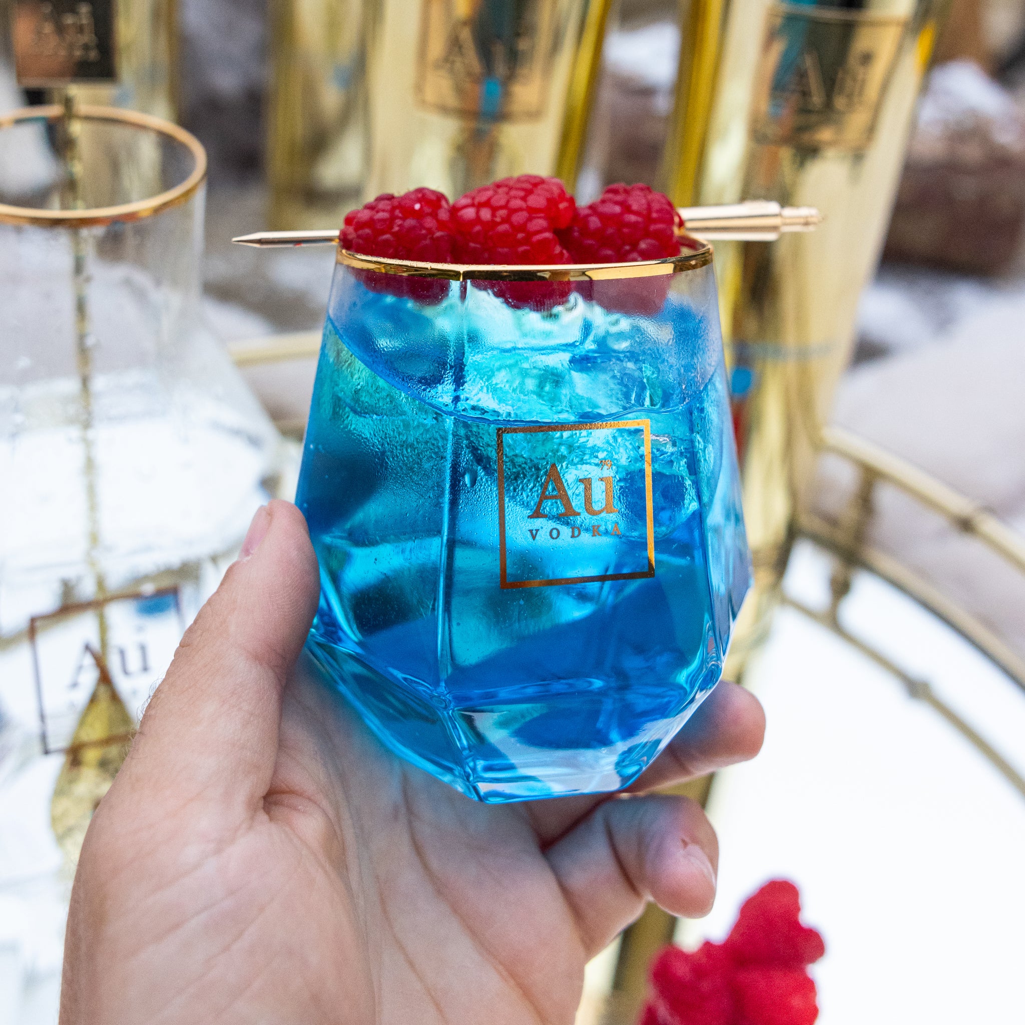 Au Vodka Blue Raspberry 70cl - Image 6