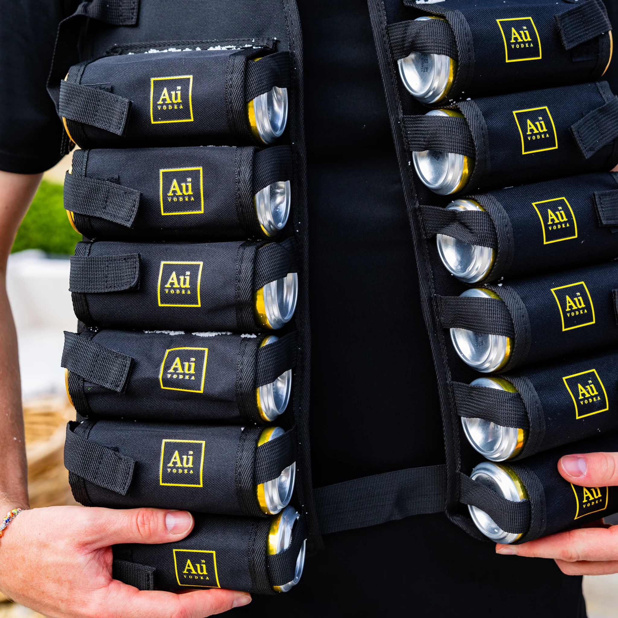 Au Can Vest - Image 4