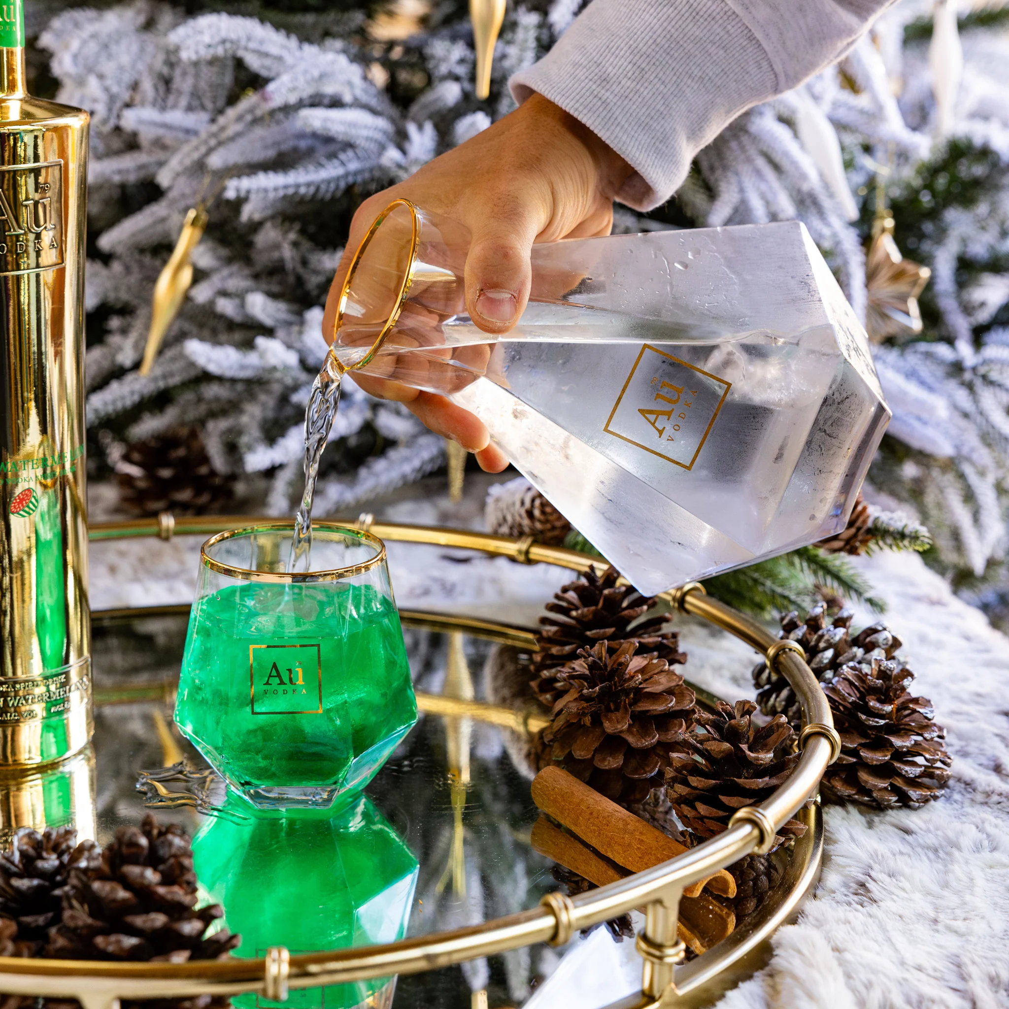 Au Diamond Cut Decanter - Image 7