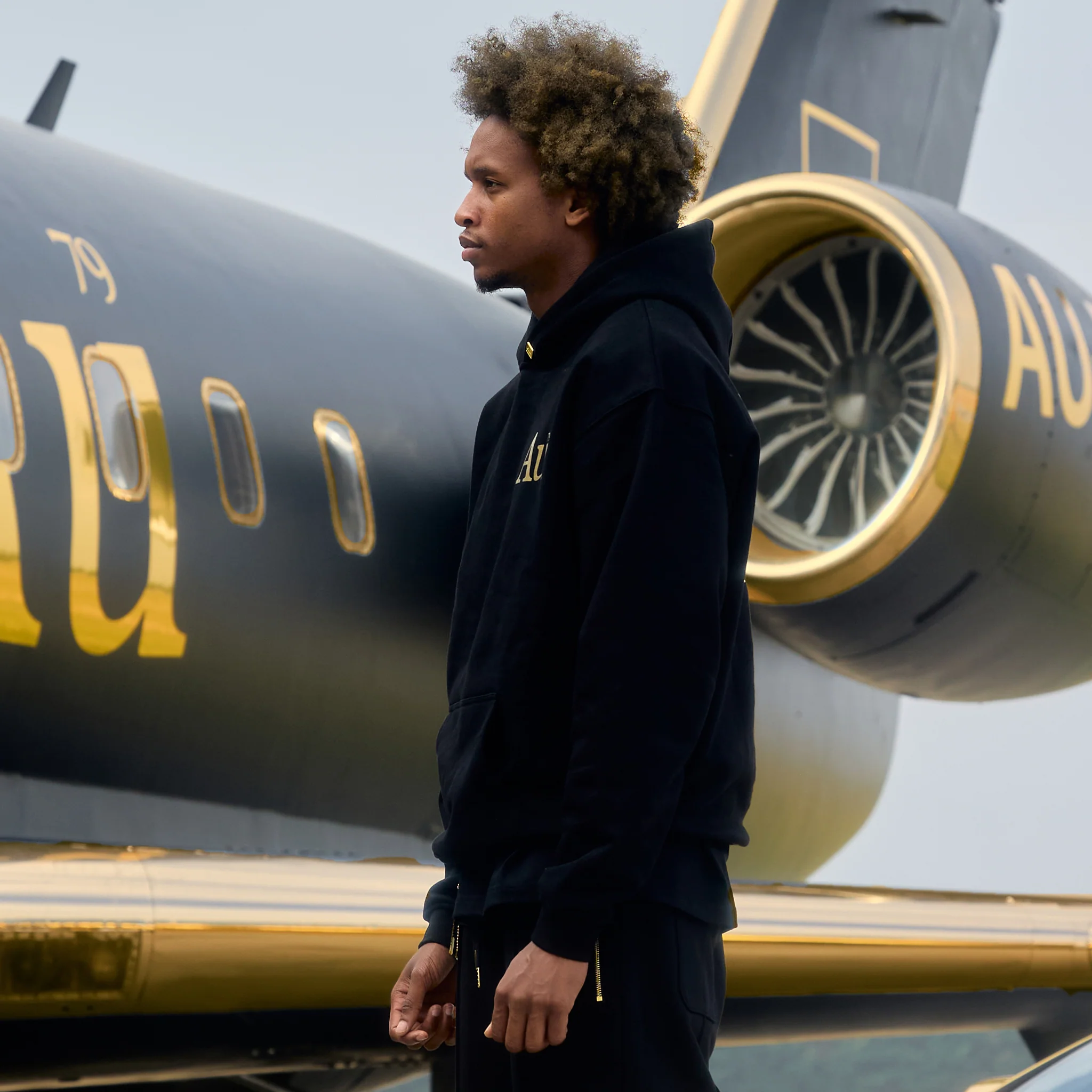 Au Signature Pullover Hoodie - Image 9