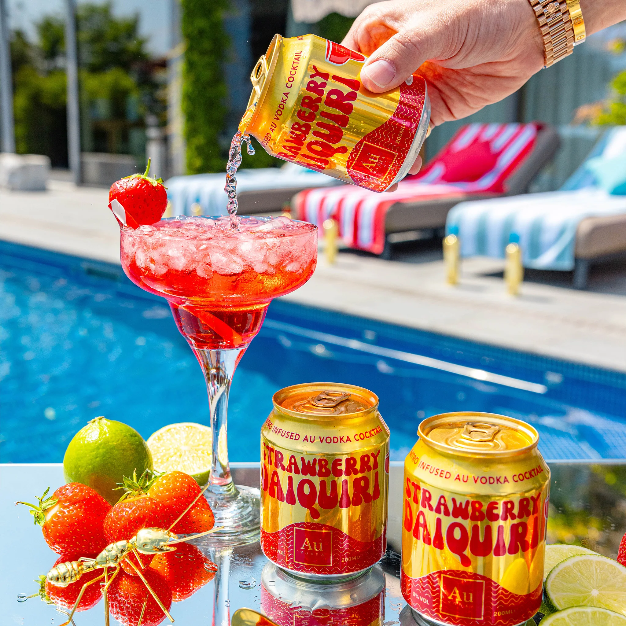 Au Vodka Strawberry Daiquiri Cocktail Cans - 12 Pack - Image 3