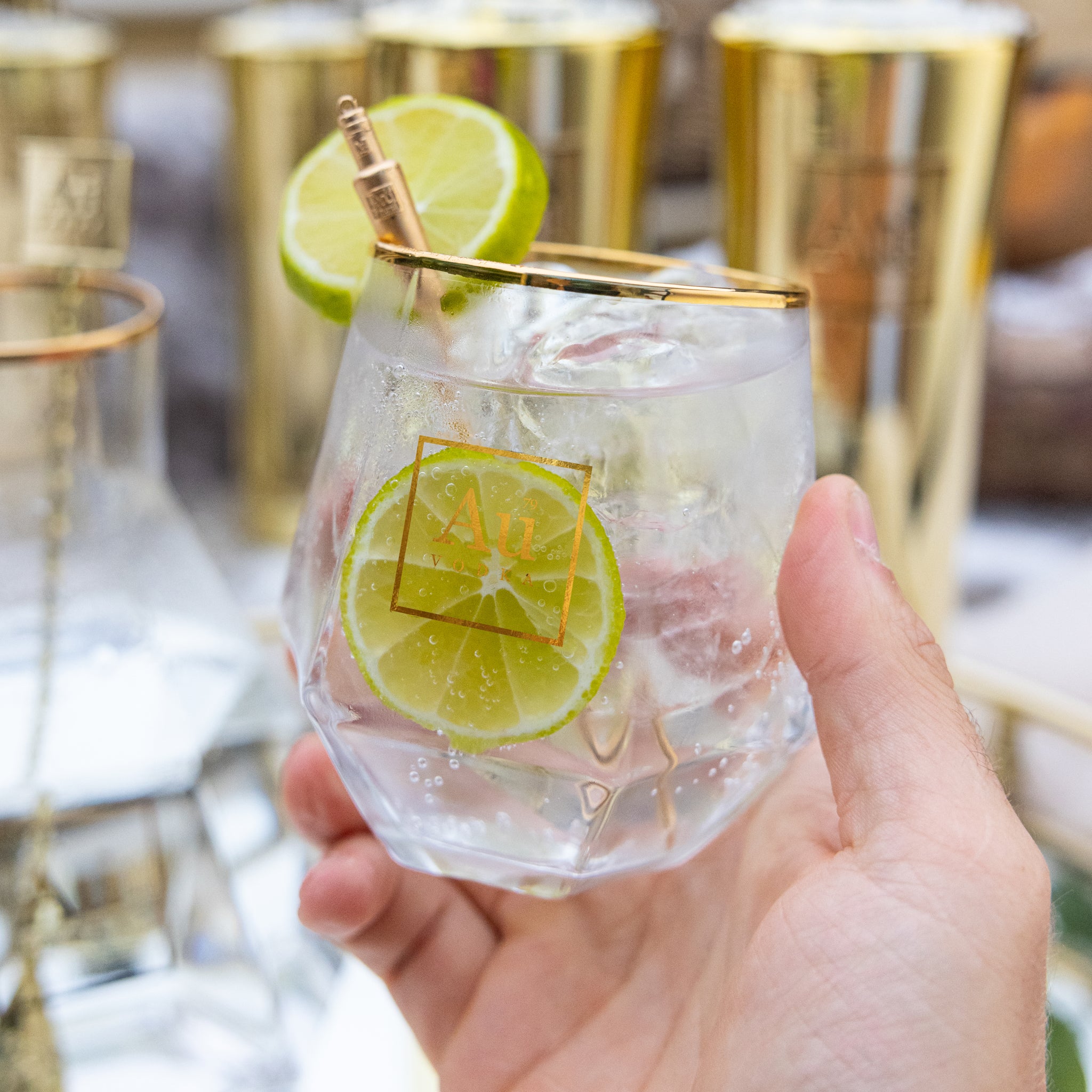 Au Vodka Original 70cl - Image 8