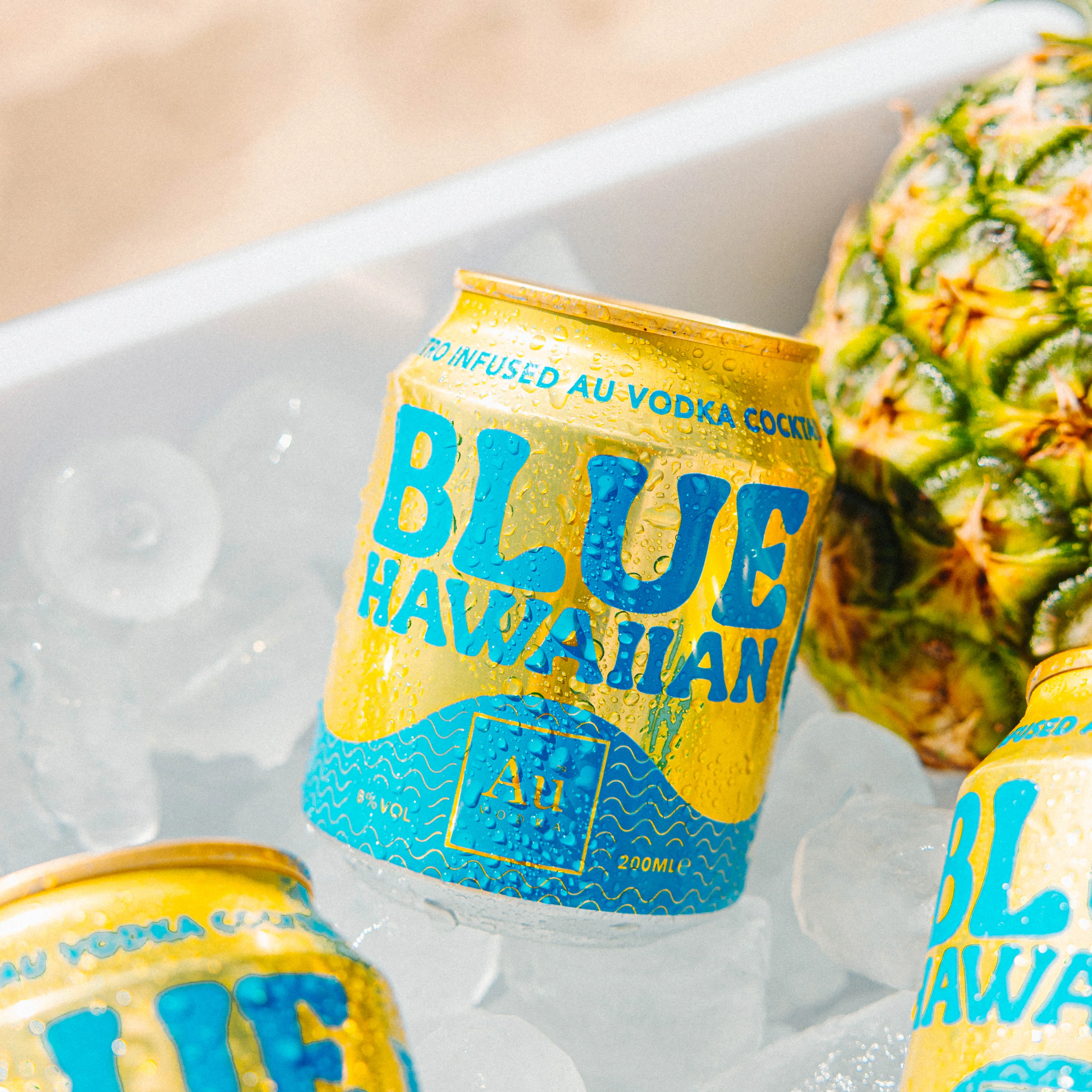 Au Vodka Blue Hawaiian Cocktail Cans - 12 Pack - Image 5