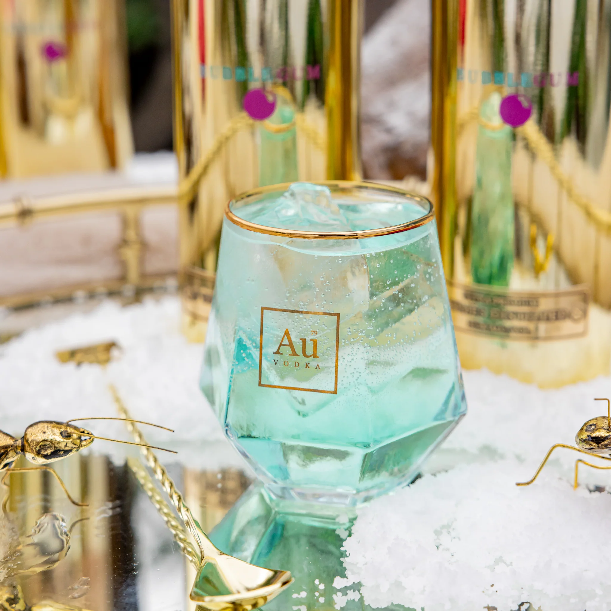 Au Vodka Bubblegum 70cl - Image 3