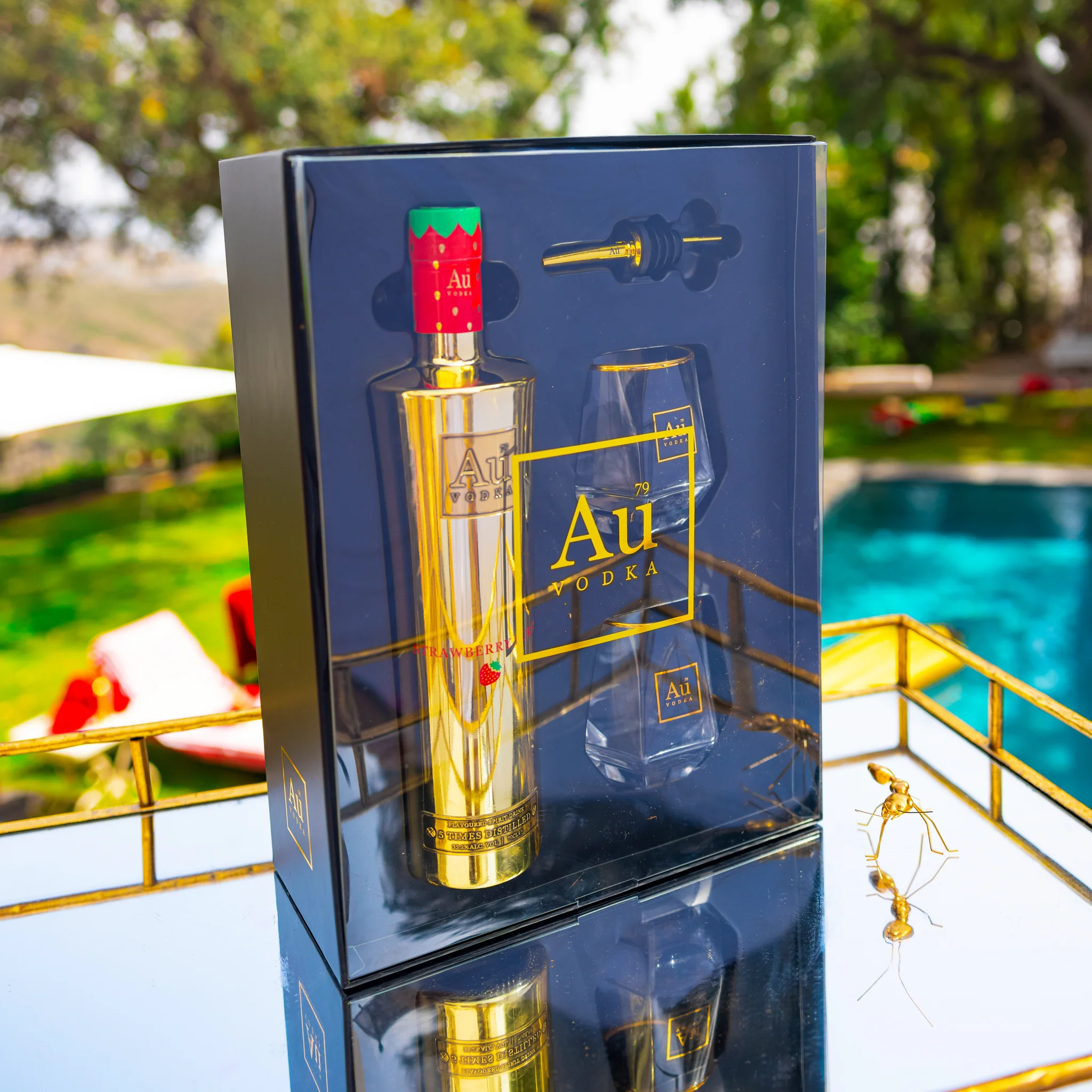 Au Vodka Gift Pack - Image 7