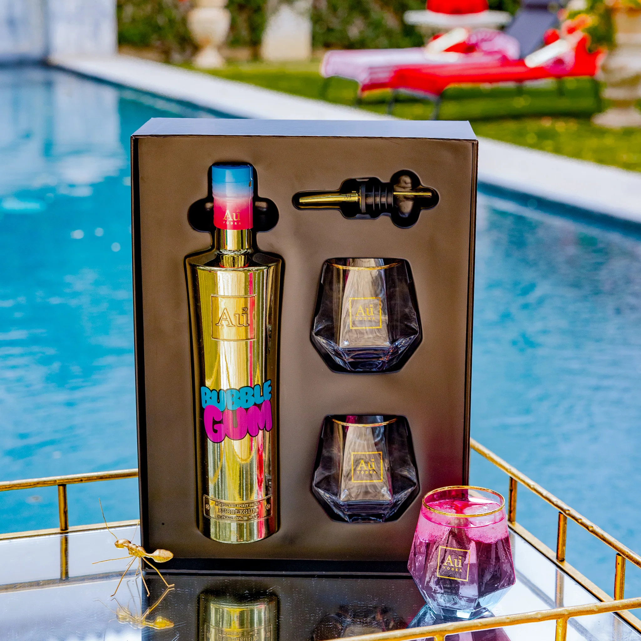 Au Vodka Gift Pack - Image 9