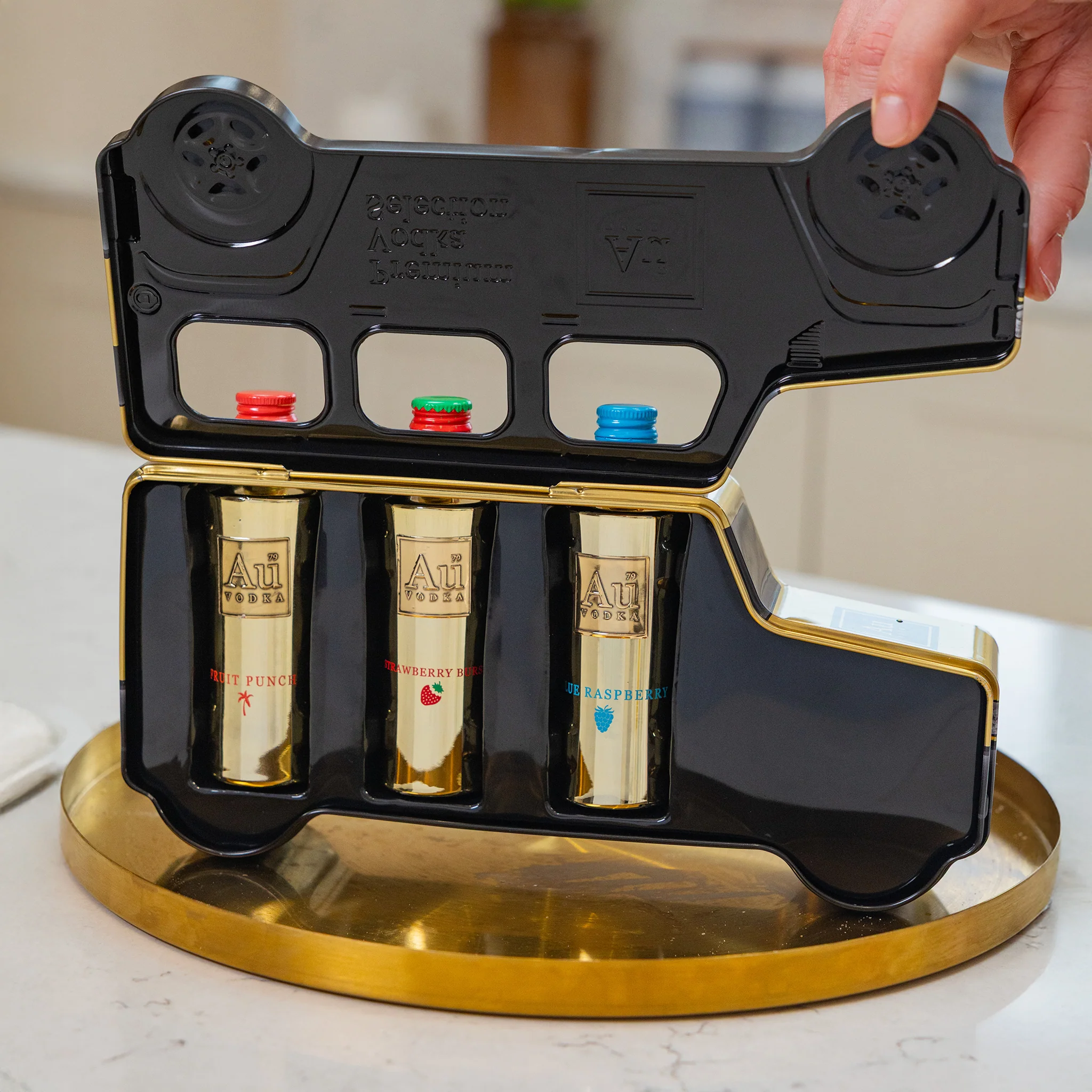 Au Vodka Gold Cruiser Gift Set - 3 Set - Image 3