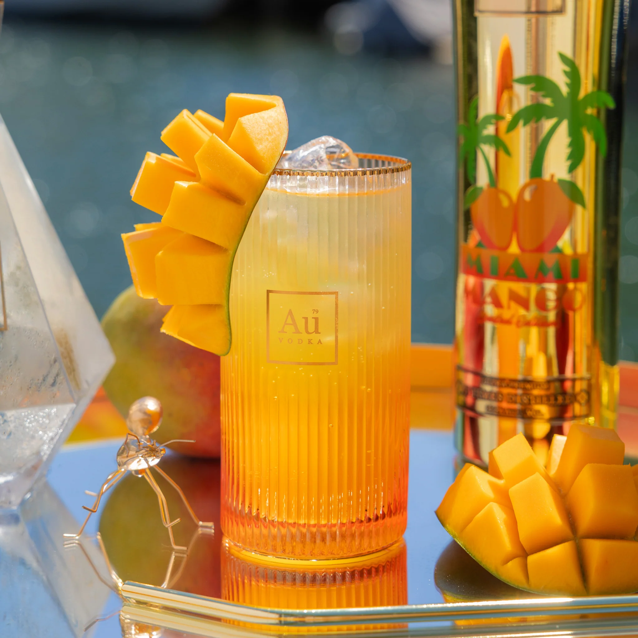 Au Vodka Miami Mango 70cl - Image 5