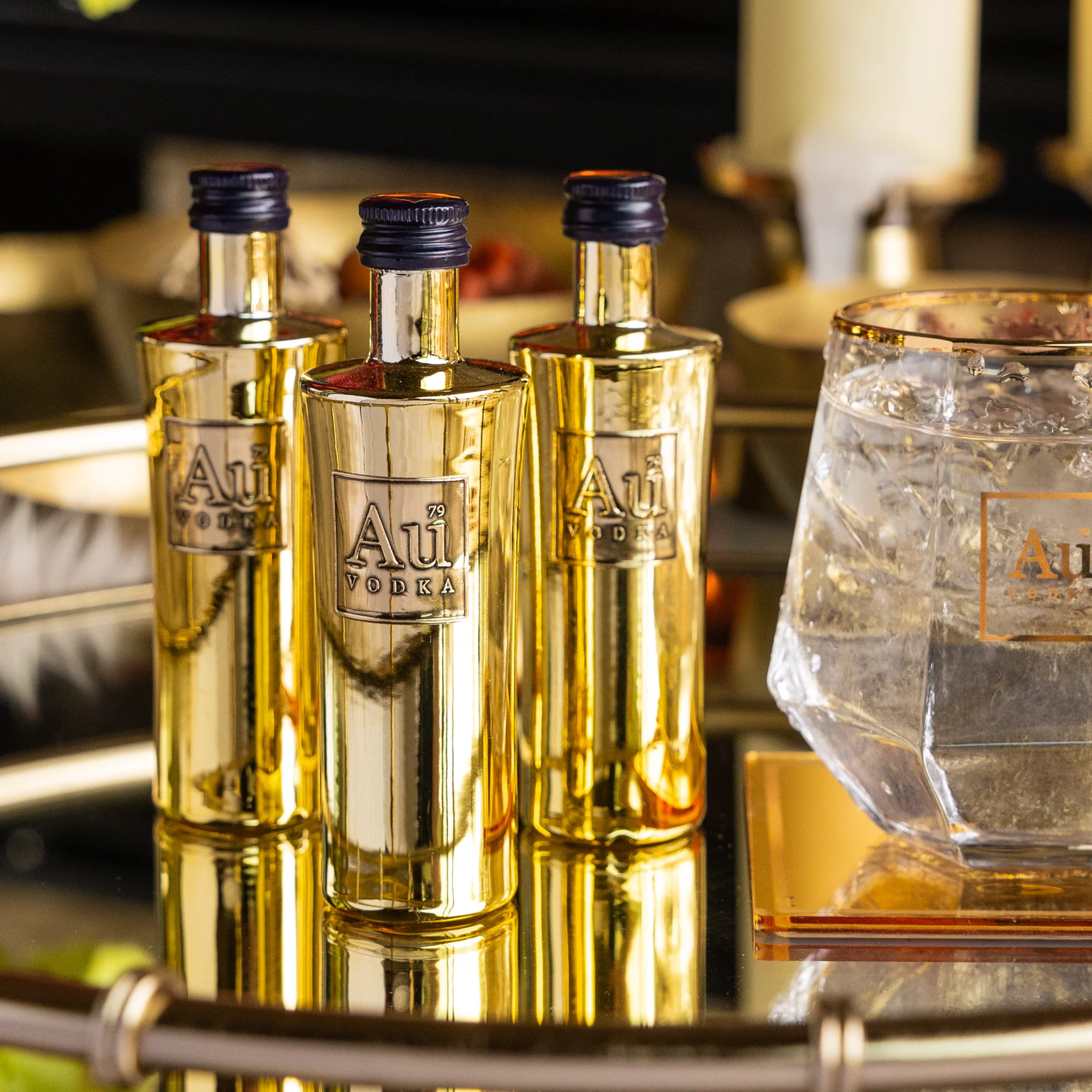 Au Vodka Original Miniature - Image 5