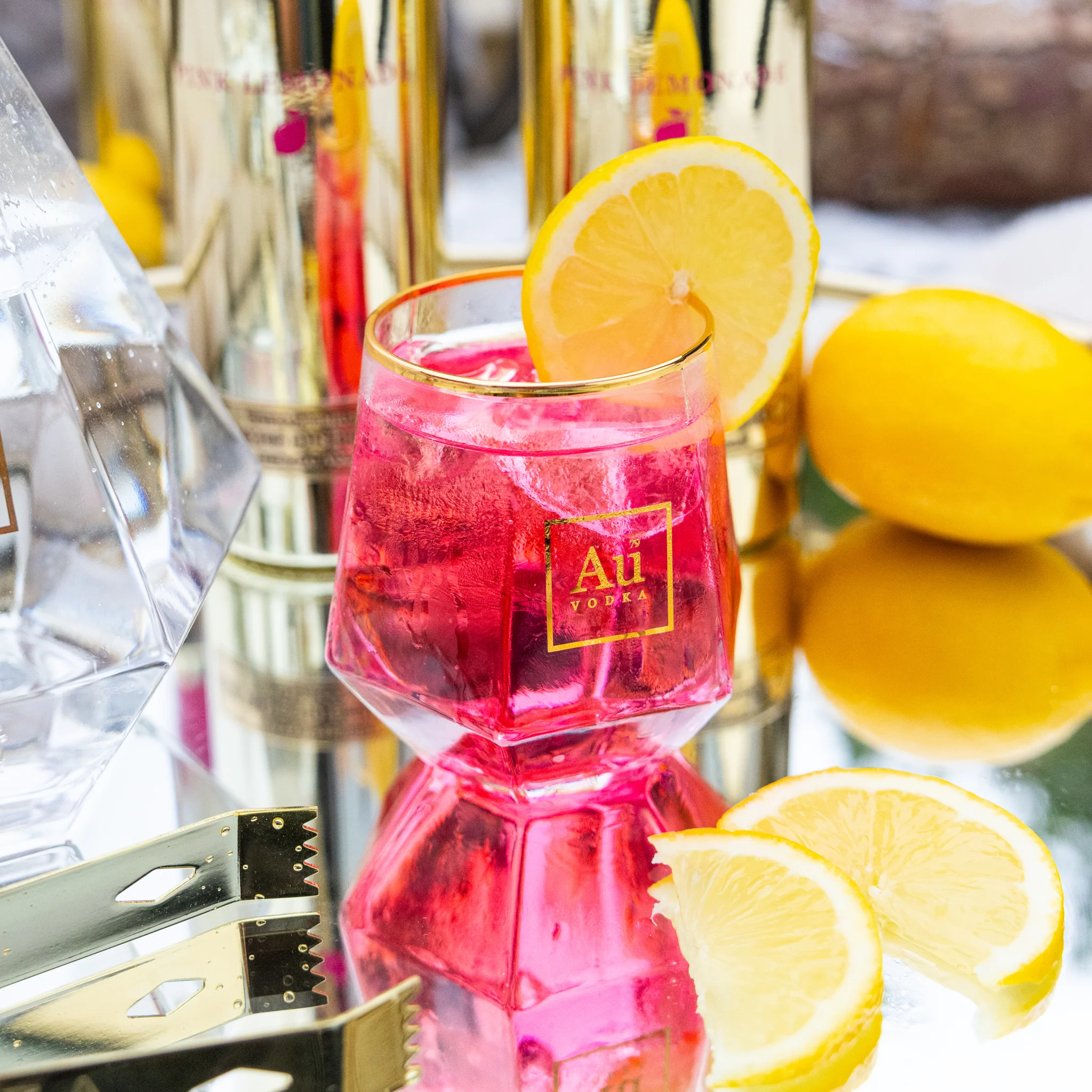 Au Vodka Pink Lemonade 70cl - Image 7