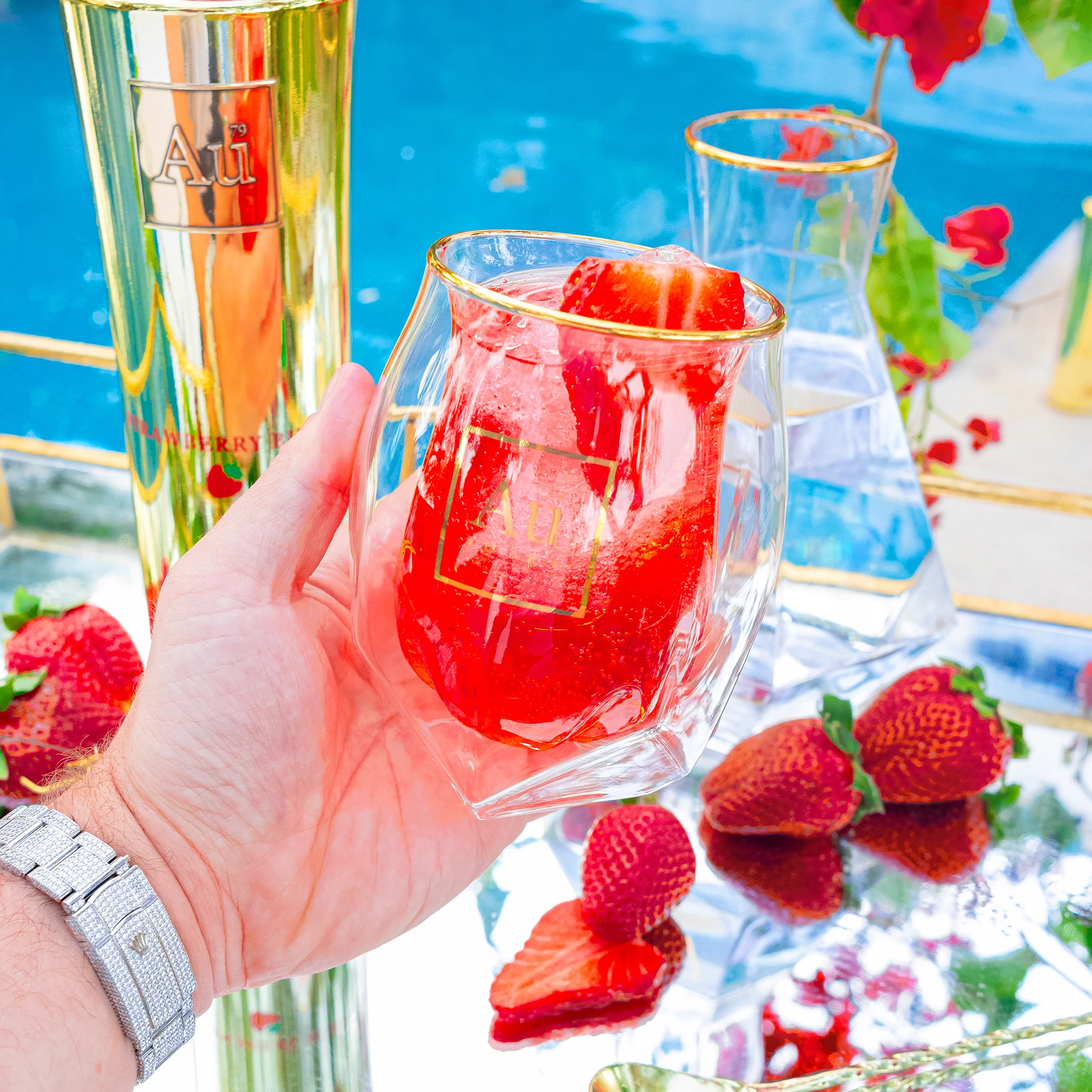 Au Vodka Red Cherry 70cl & Any Glass - Image 10