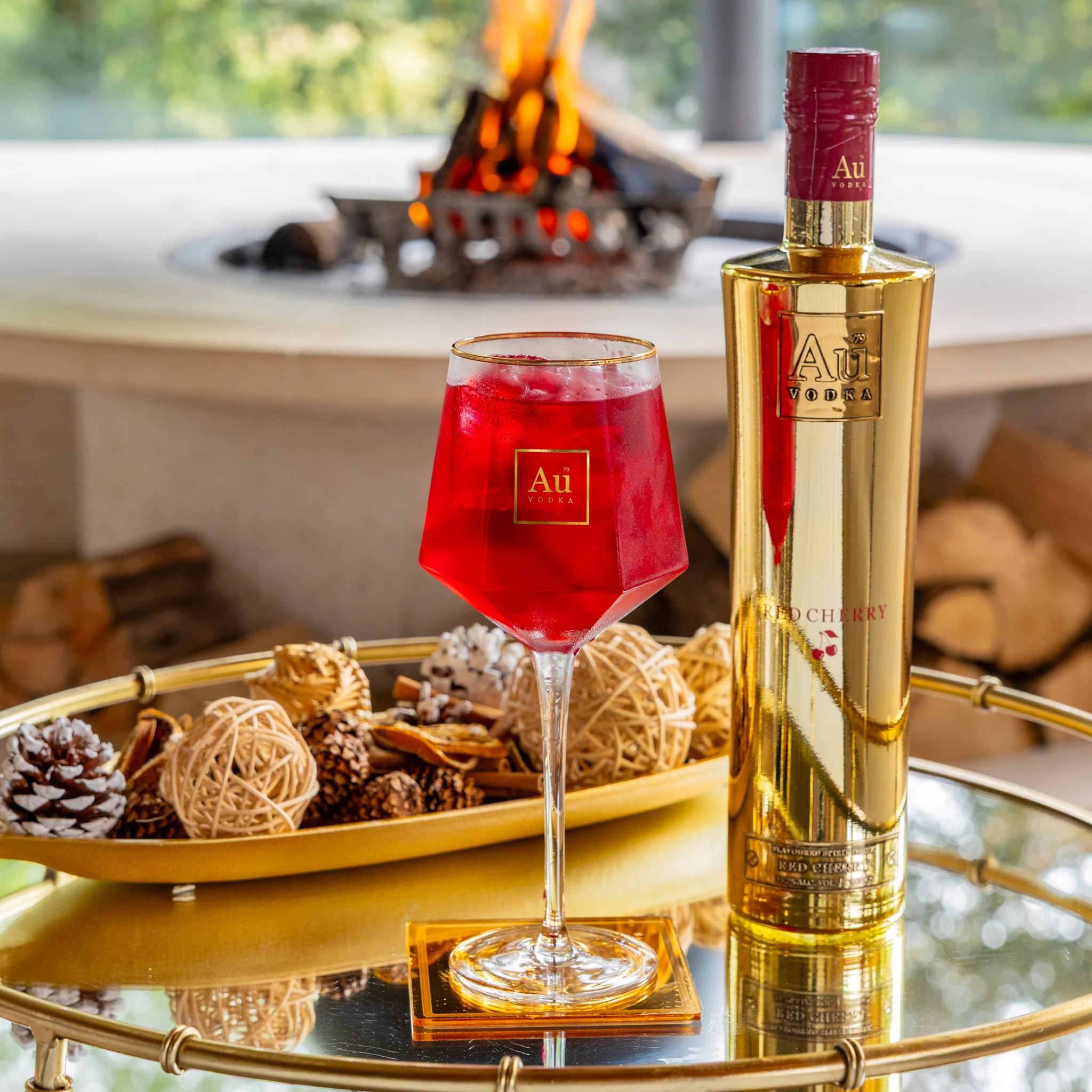 Au Vodka Red Cherry 70cl & Any Glass - Image 3