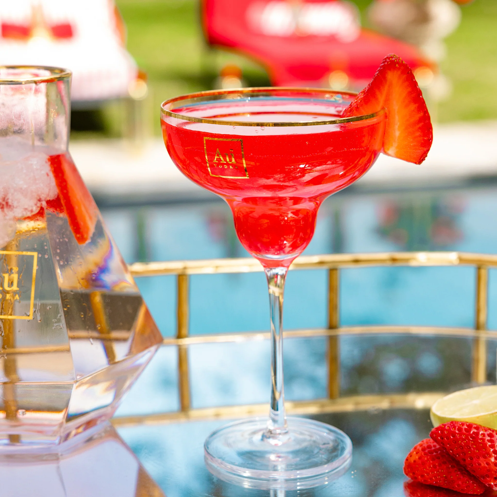 Au Vodka Red Cherry 70cl & Any Glass - Image 9