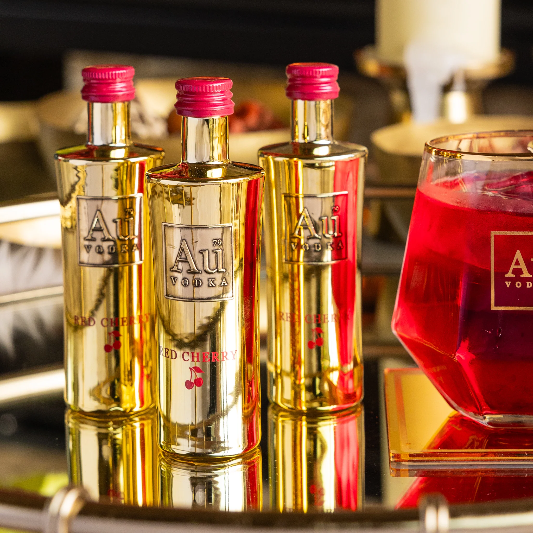 Au Vodka Red Cherry Miniature - Image 4