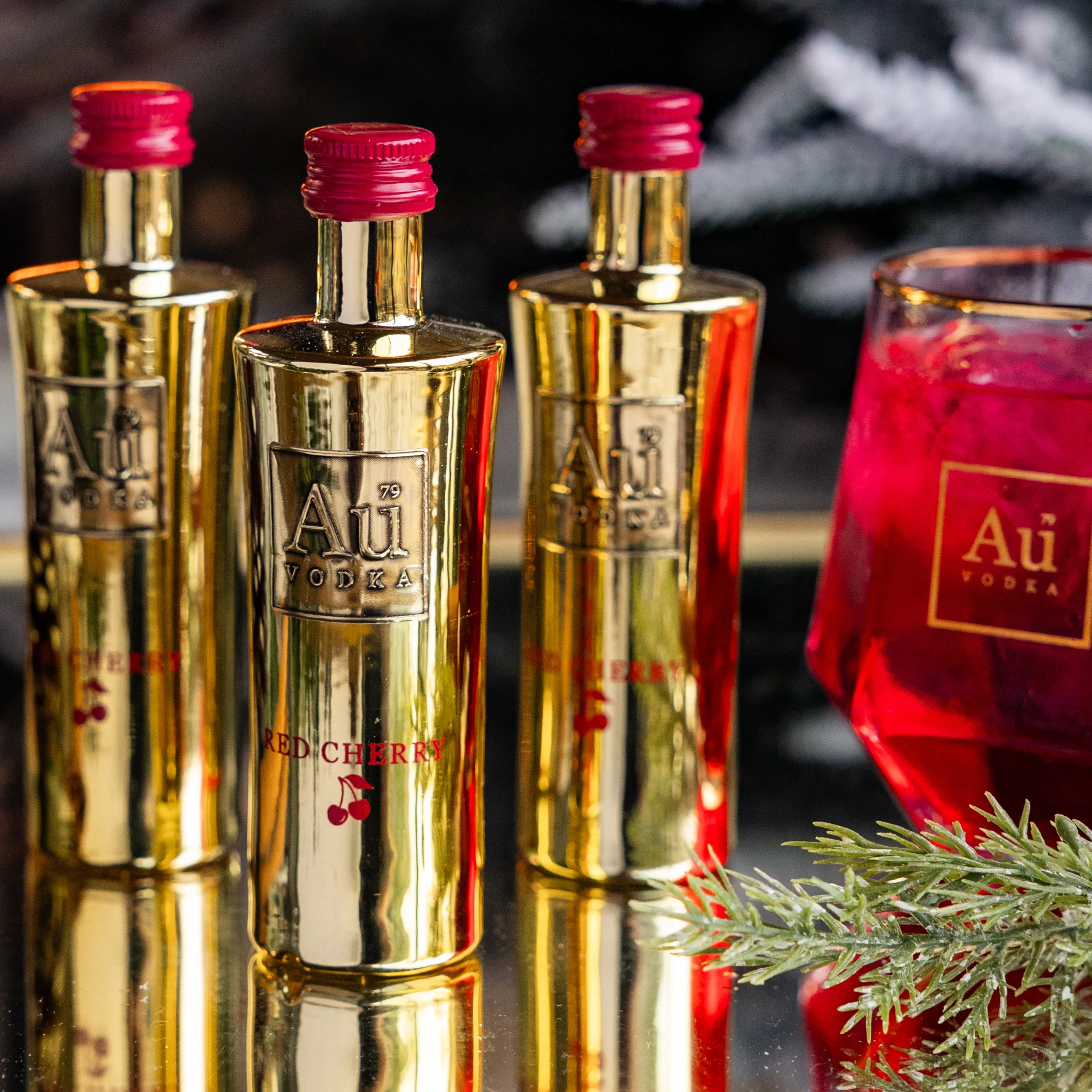 Au Vodka Red Cherry Miniature - Image 7