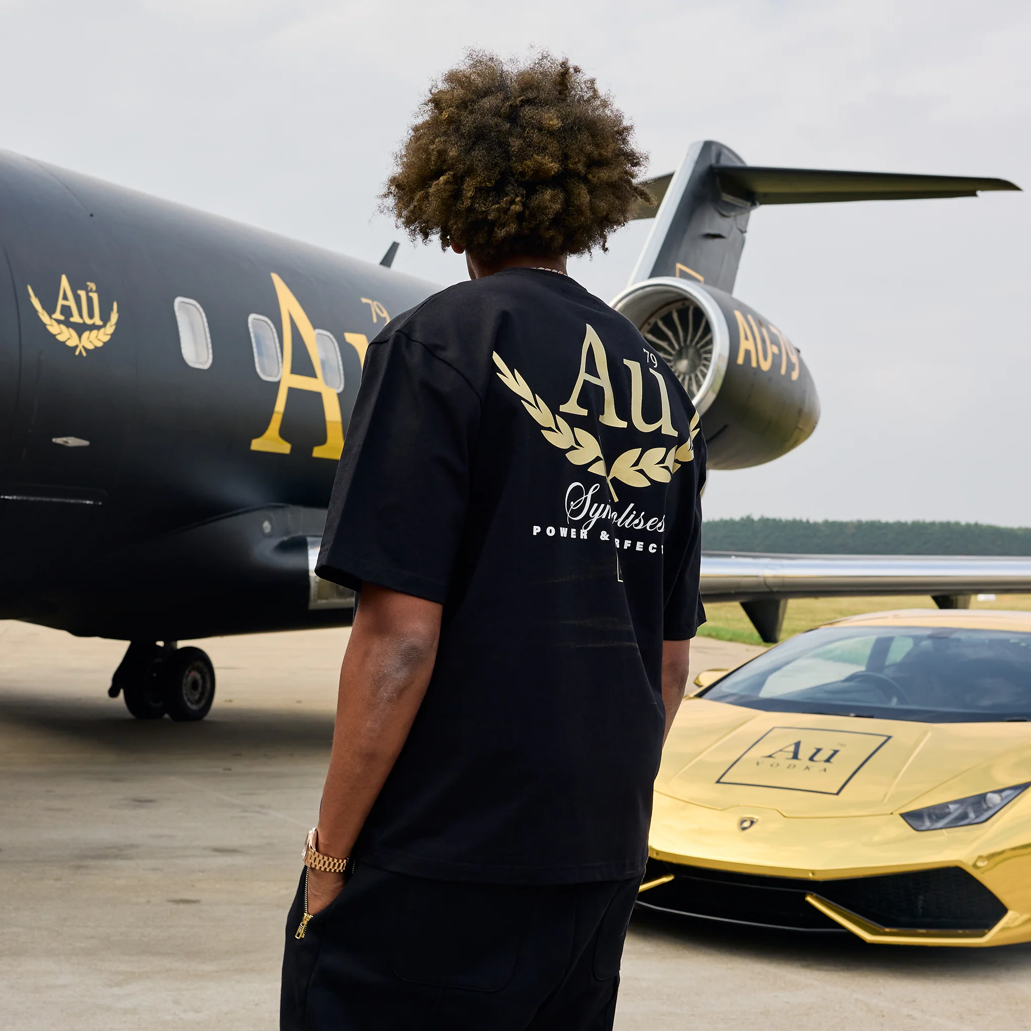 Au Vodka Signature T-Shirt - Black - Image 5