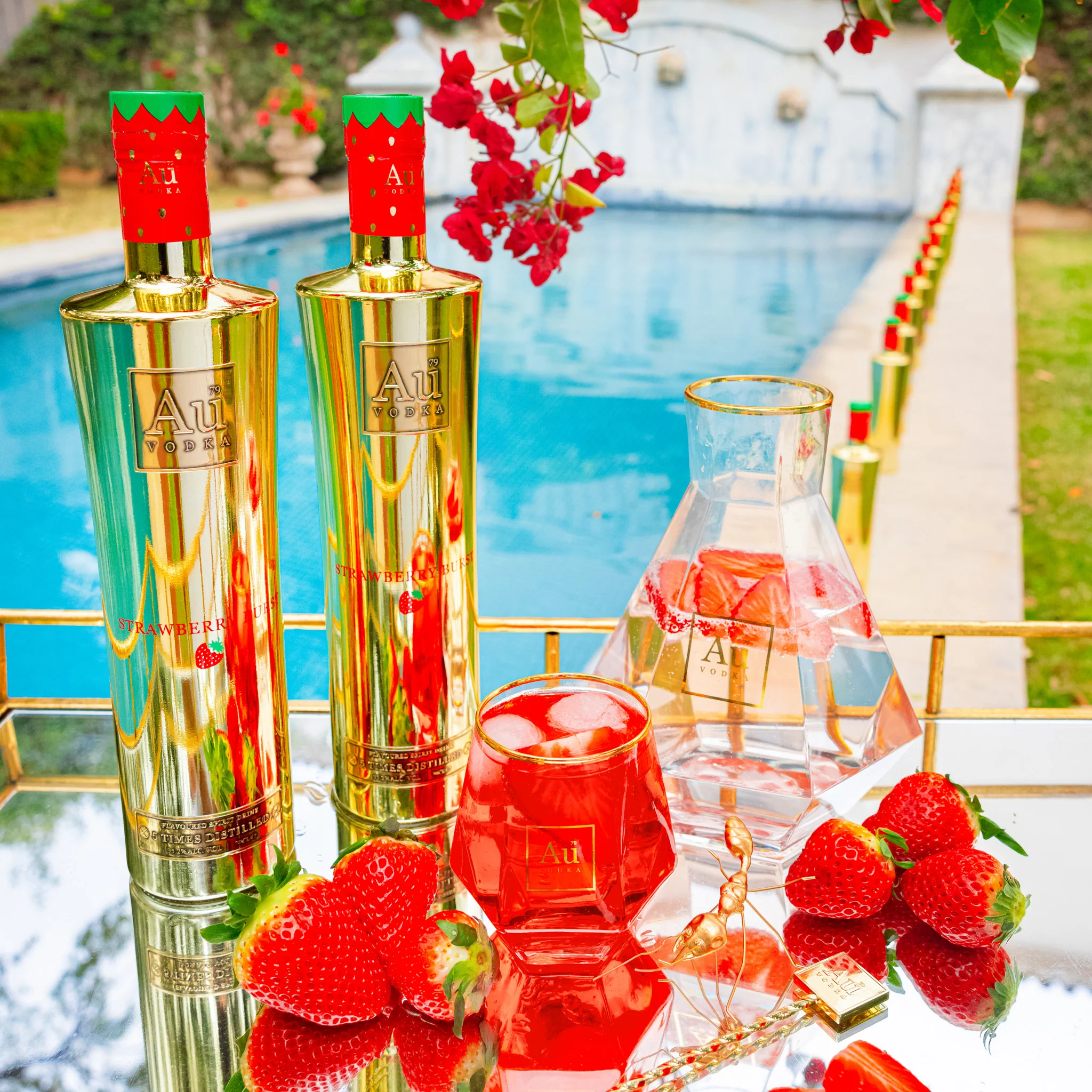 Au Vodka Strawberry Burst 70cl - Image 3