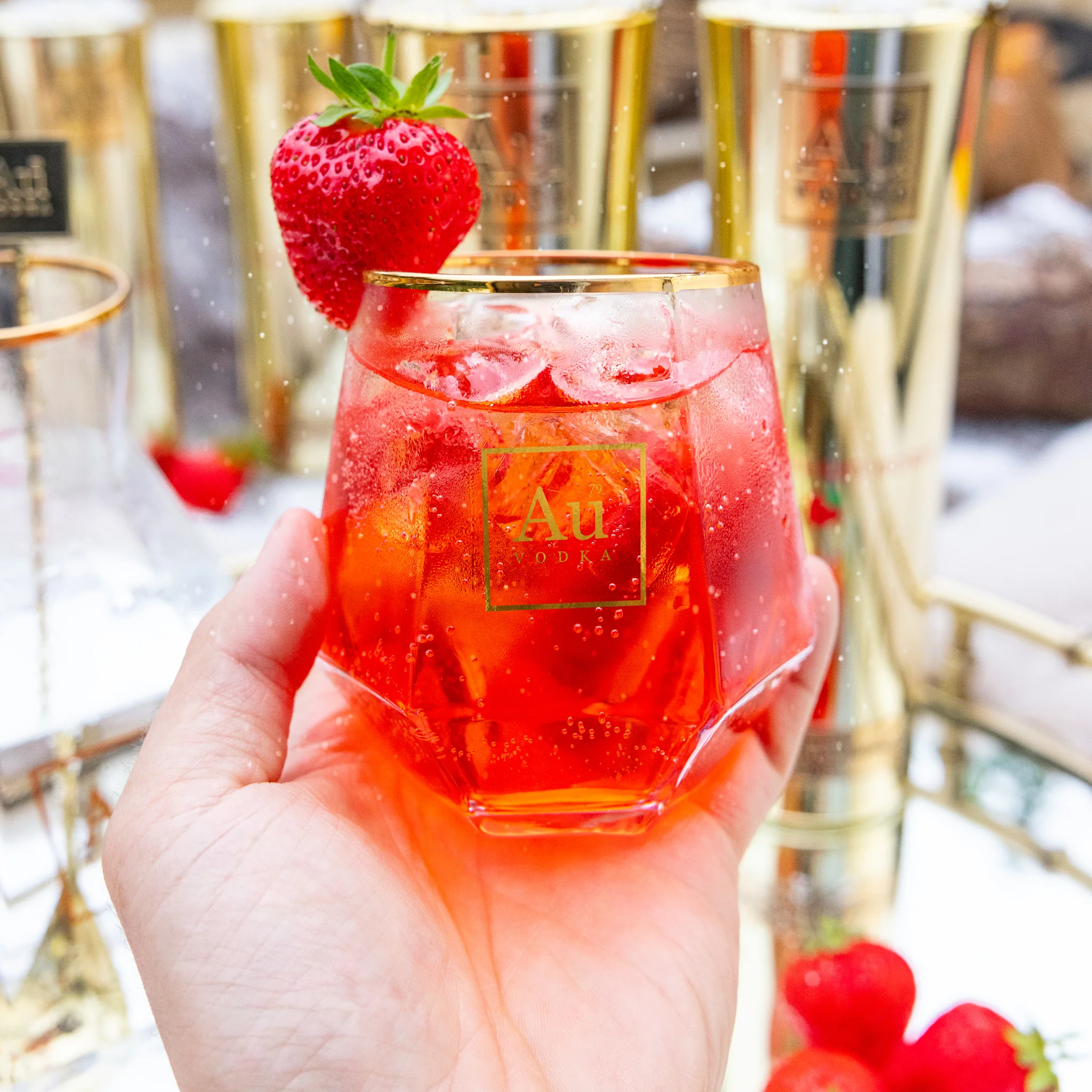 Au Vodka Strawberry Burst 70cl - Image 7